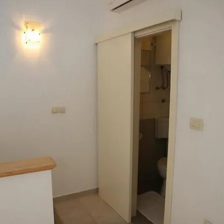 Appartement By The Sea - 16823 Vodice